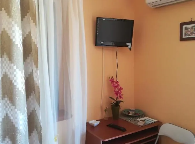 La Collina לינה וארוחת בוקר